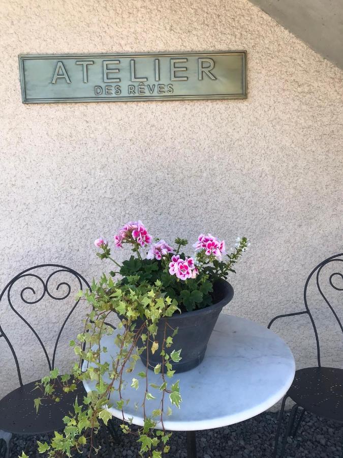 Atelier Des Reves Leilighet Vichy Eksteriør bilde